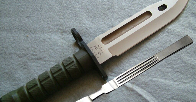 Knife and Scalpal image